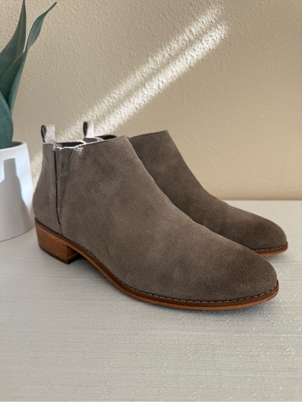 BP Nordstrom Taupe Suede Chelsea Ankle Boots - Classic Slip-On Style